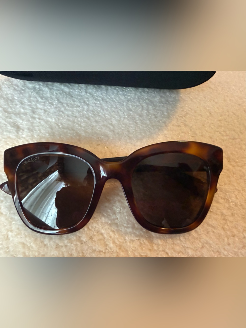 Gucci Tortoise Brown Cat-Eye Sunglasses with Dark Lenses